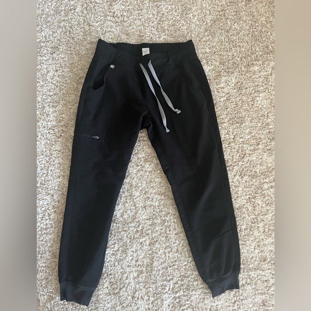 Black Figs Scrub Jogger pant